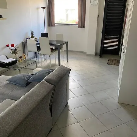 Casa Vacanze Marco Konukevi Santo Stefano di Magra